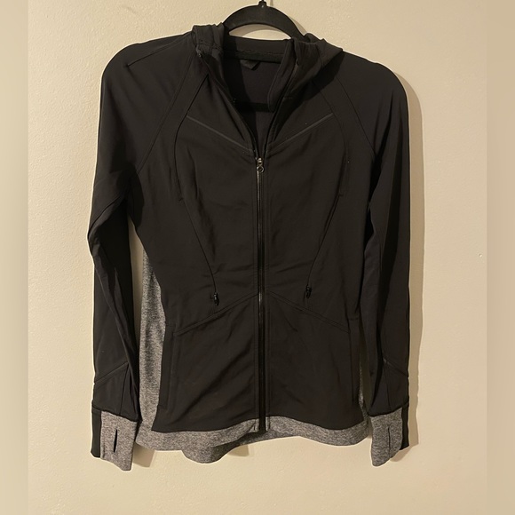 lululemon athletica Jackets & Blazers - Lululemon Hooded Sweatshirt